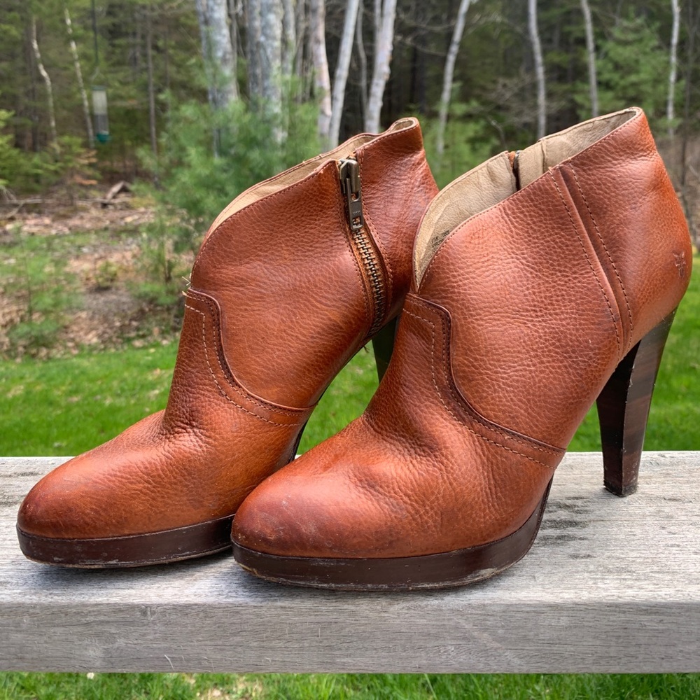 Frye Harlow Campus Bootie